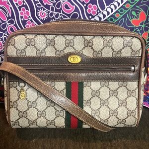 Gucci supreme ophedia cross body bag